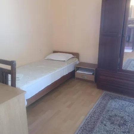 Family Verona Отель